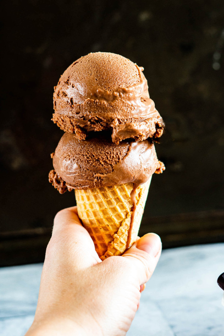 sous-vide-chocolate-ice-cream-15.jpg